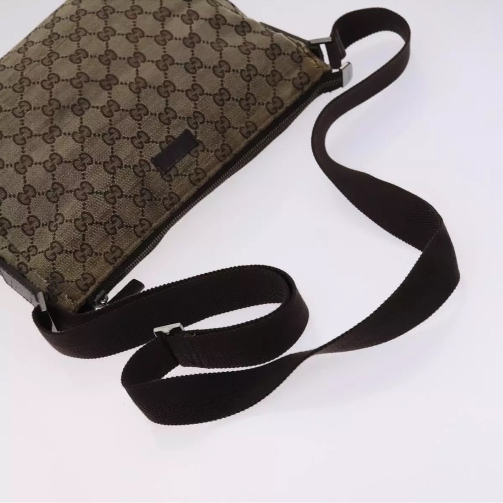 Gucci GG Brown Monogram Bag - Picture 4 of 8